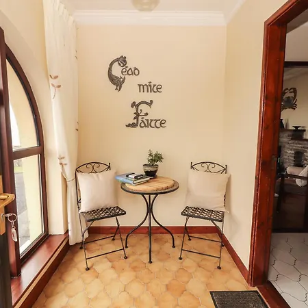 Barr Na Haille 펜션 *