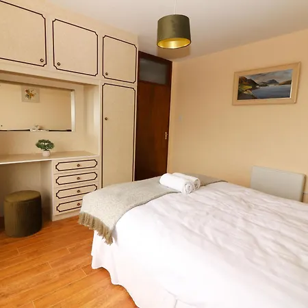 Barr Na Haille 펜션 *